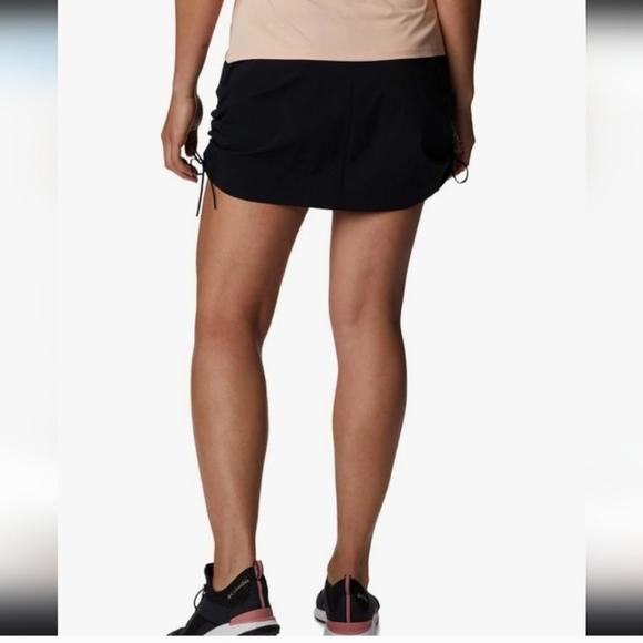 New! Columbia Skort Women's Size Large Black Active Skirt With Shorts - Picture 3 of 14